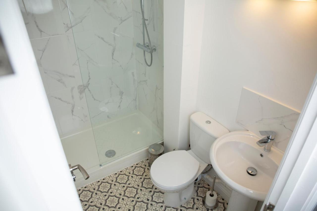 Modern Townhouse Apartment With Free Parking And Wifi Stratford-upon-Avon Eksteriør billede